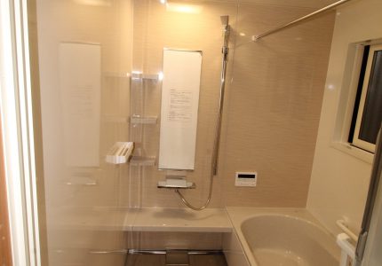 清掃性・保温性・安全性の高い浴室へ🛁