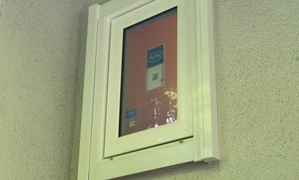 【安全ガラス仕様】