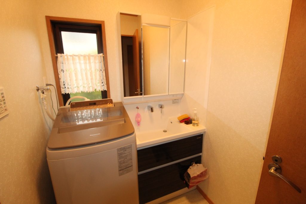 洗面化粧台を新しく、水まわりの快適さをアップ🆙