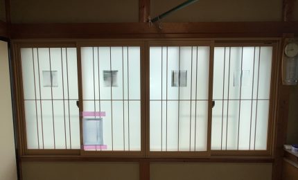 【縦繫吹寄格子】