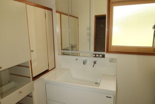 『ファミーユ』で快適な洗面空間に✨