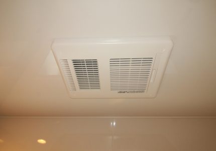 【浴室暖房乾燥機】