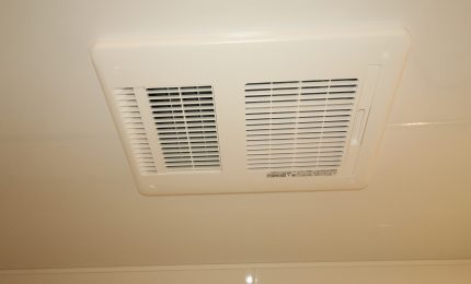 【浴室暖房乾燥機】