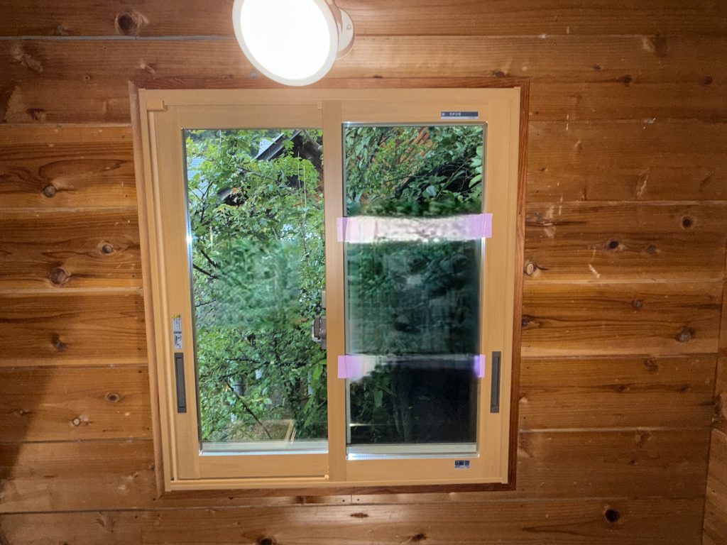 別荘ライフを快適にする内窓リフォーム🍀