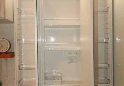 【スタイリッシュ３面鏡(LED仕様)】