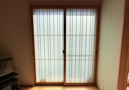 【縦繫吹寄格子】