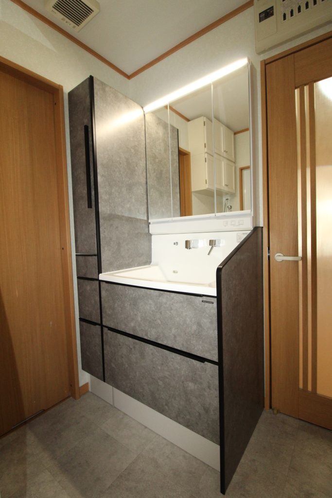 使いやすく、あたたかい洗面脱衣場😌